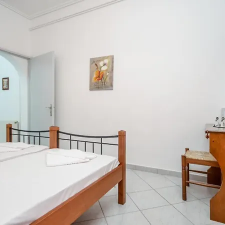 Vaso's In Naxos Town Apartament *