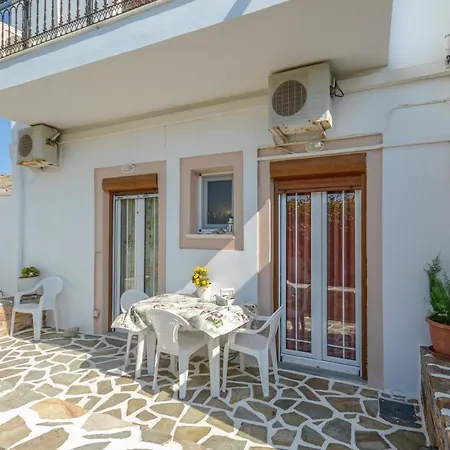 Vaso's In Naxos Town Apartament